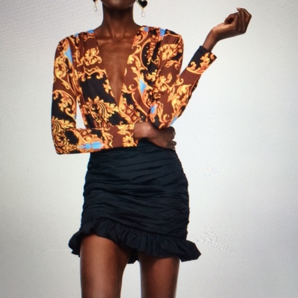 Zara Tops - Zara Bodysuit Long Sleeve Small New